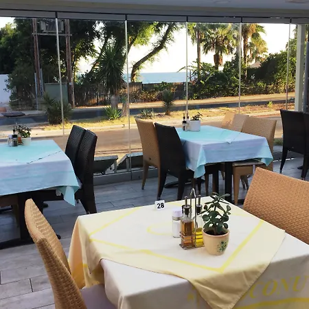 Caravel Ixia (Rhodes)