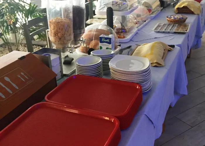 Caravel 아파트호텔 3*