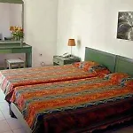 Ξενοδοχείο με διαμερίσματα Caravel 3*