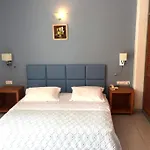 Aparthotel Caravel