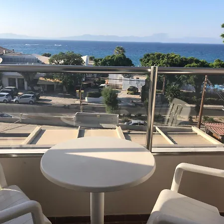 Hotel apartamentowy Caravel