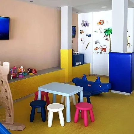 Apartmanhotel Caravel 3*