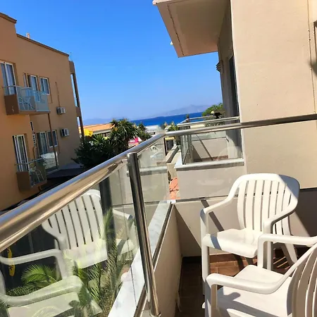 Apart-hotel Caravel
