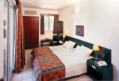 Caravel Apartmanhotel Ixiá