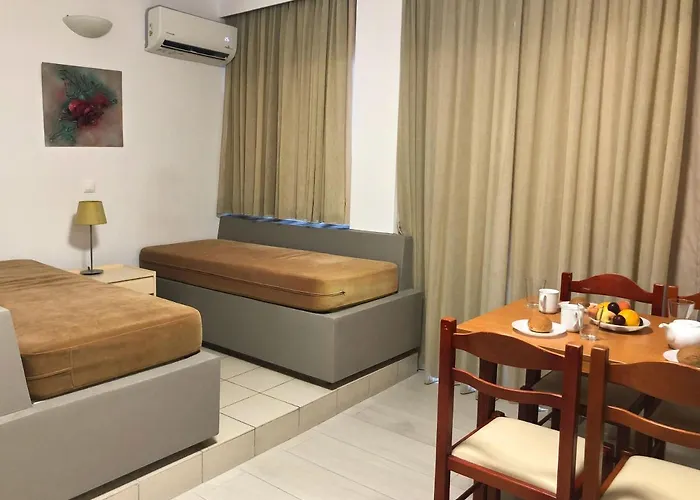 Caravel Ixia (Rhodes)