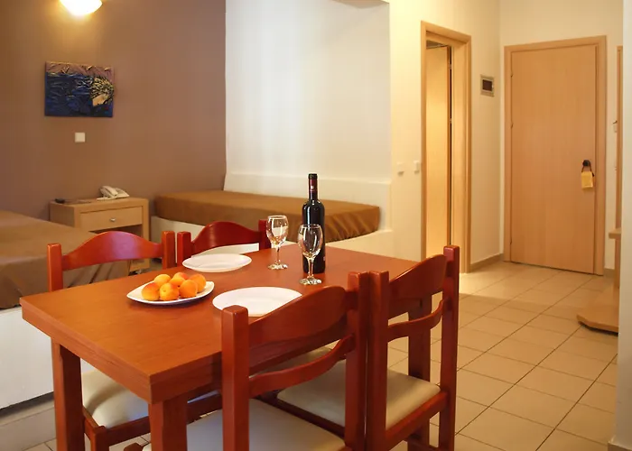 Caravel Hotel apartamentowy Ixia (Rhodes)