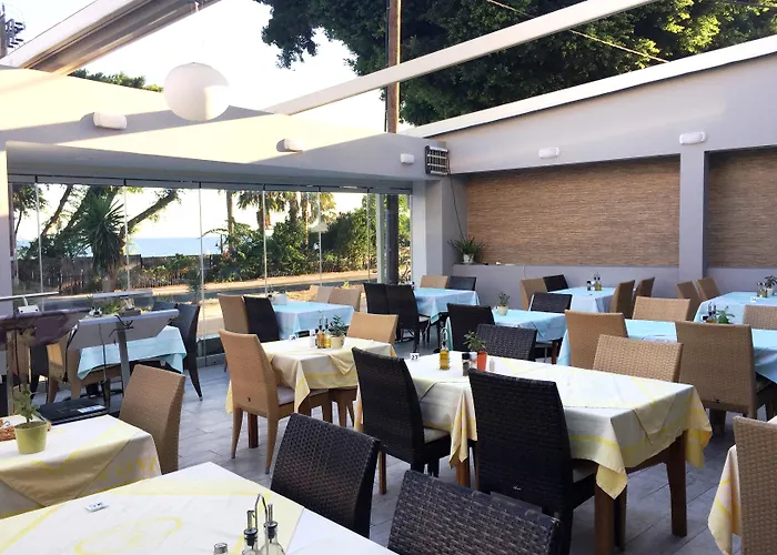 Hotel apartamentowy Caravel 3*