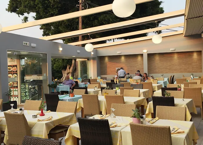 Caravel Ixia (Rhodes)