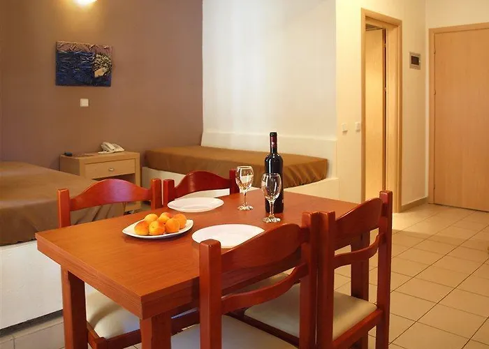 Caravel Hotel apartamentowy Ixia (Rhodes)