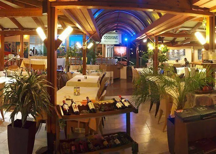 Hotel apartamentowy Caravel 3*