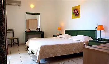 Caravel Hotel apartamentowy Ixia (Rhodes)