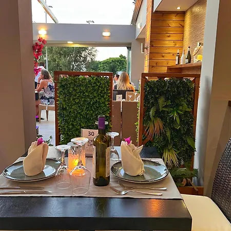 Apart Otel Caravel Ixia (Rhodes)